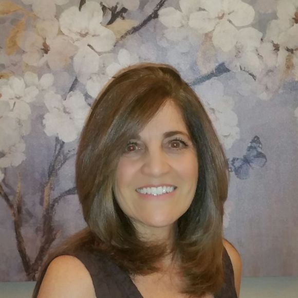 Meet your Posher, Dawn - Picture 1 of 1